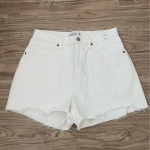 NWT Abercrombie & Fitch Curve Love Ultra High Rise Mom Short